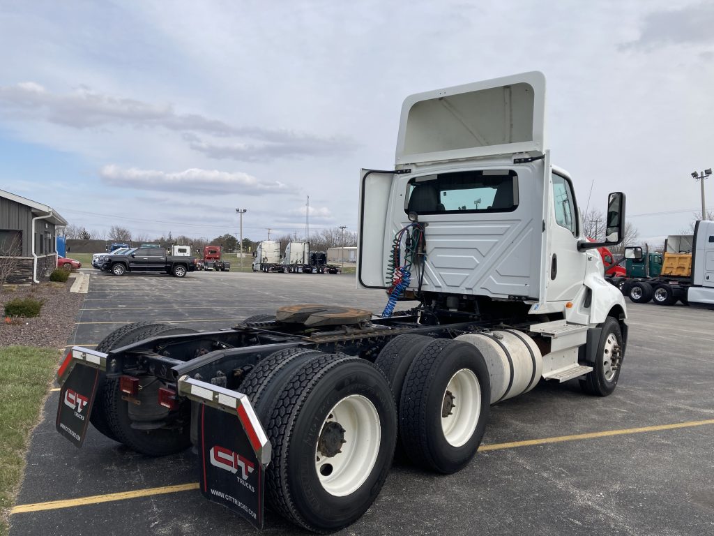 2018 INTERNATIONAL LT 625 - CIT Trucks