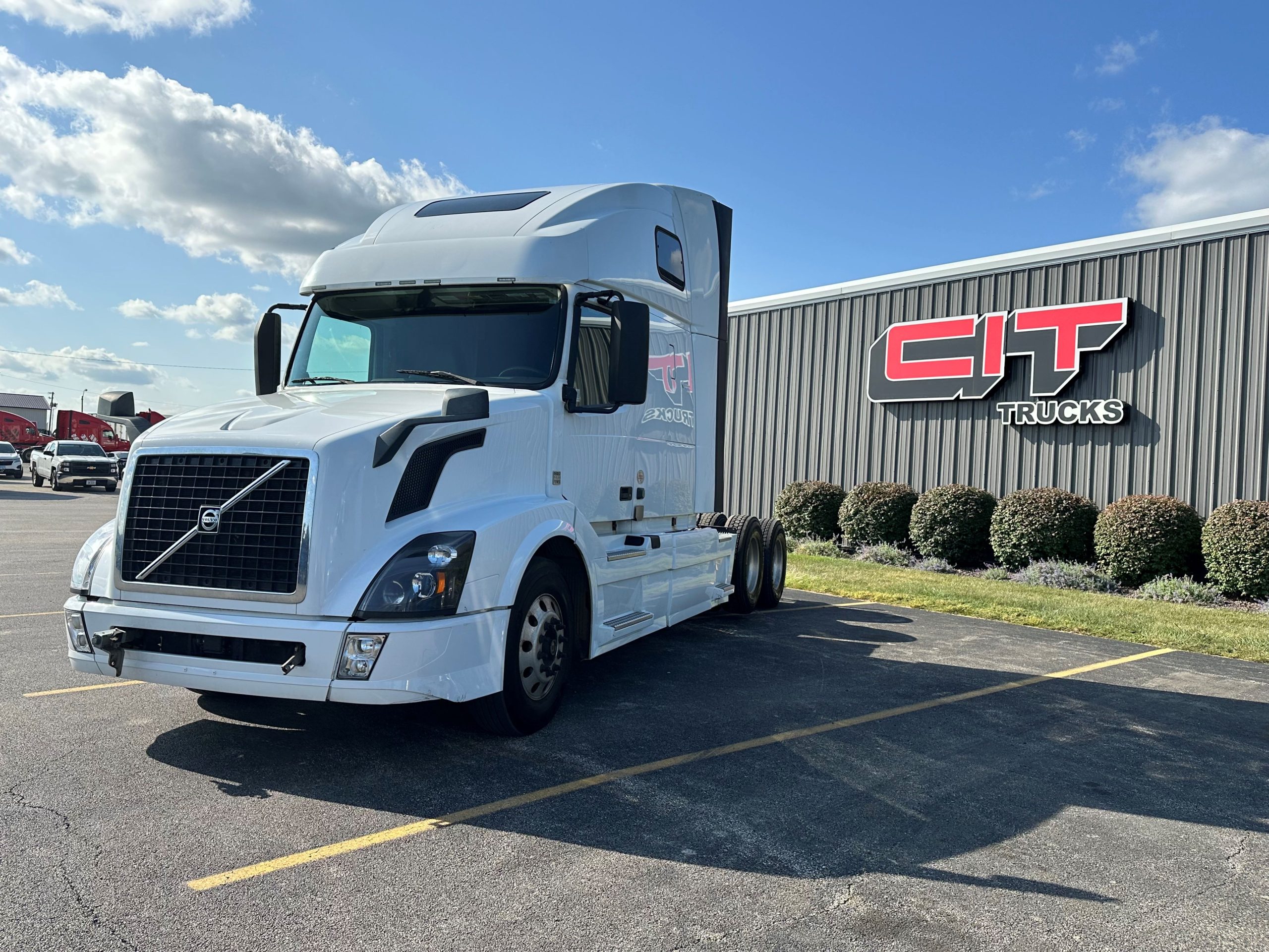 2017 VOLVO VNL670 - CIT Trucks