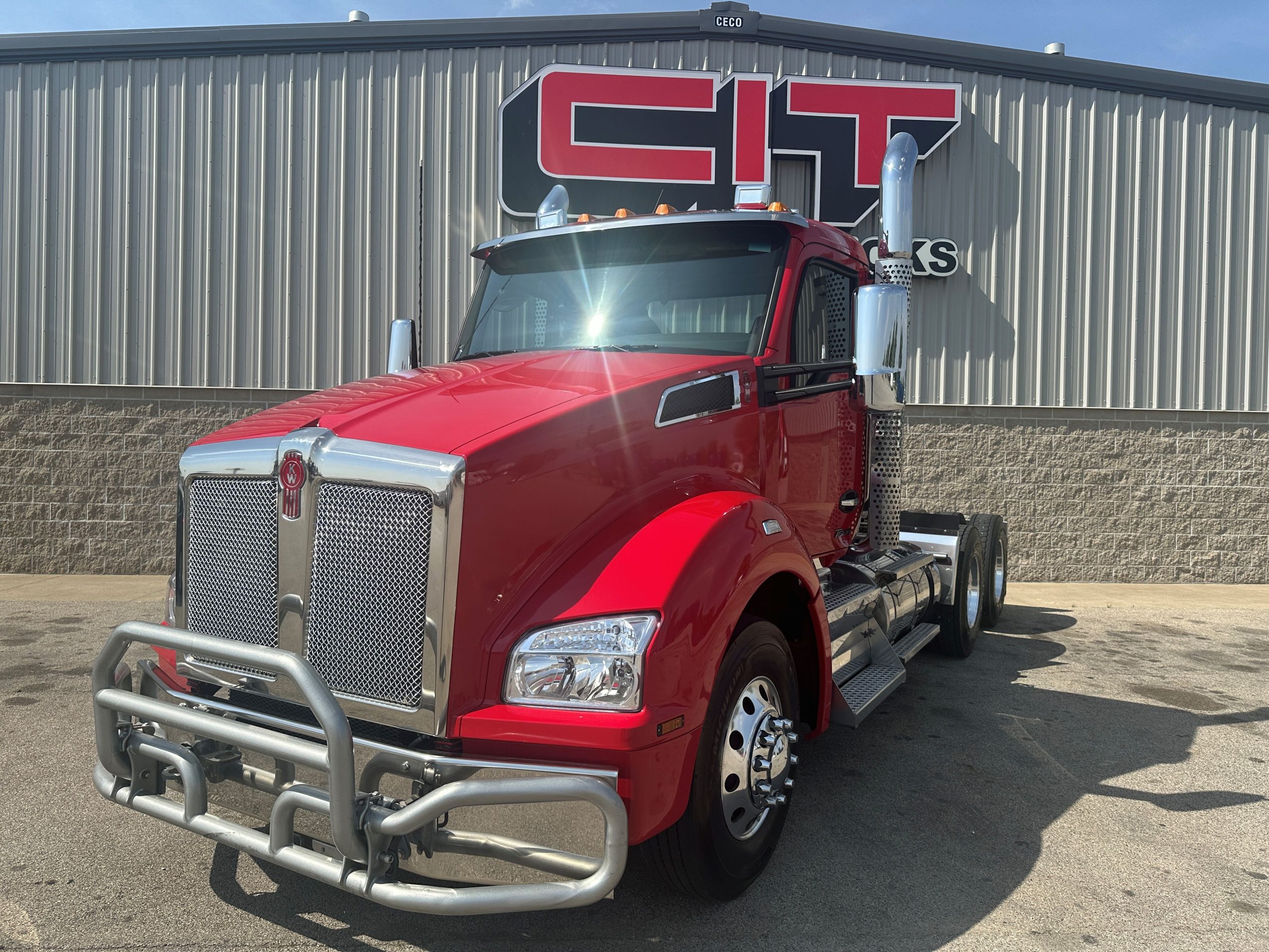 2023 KENWORTH T880 - CIT Trucks