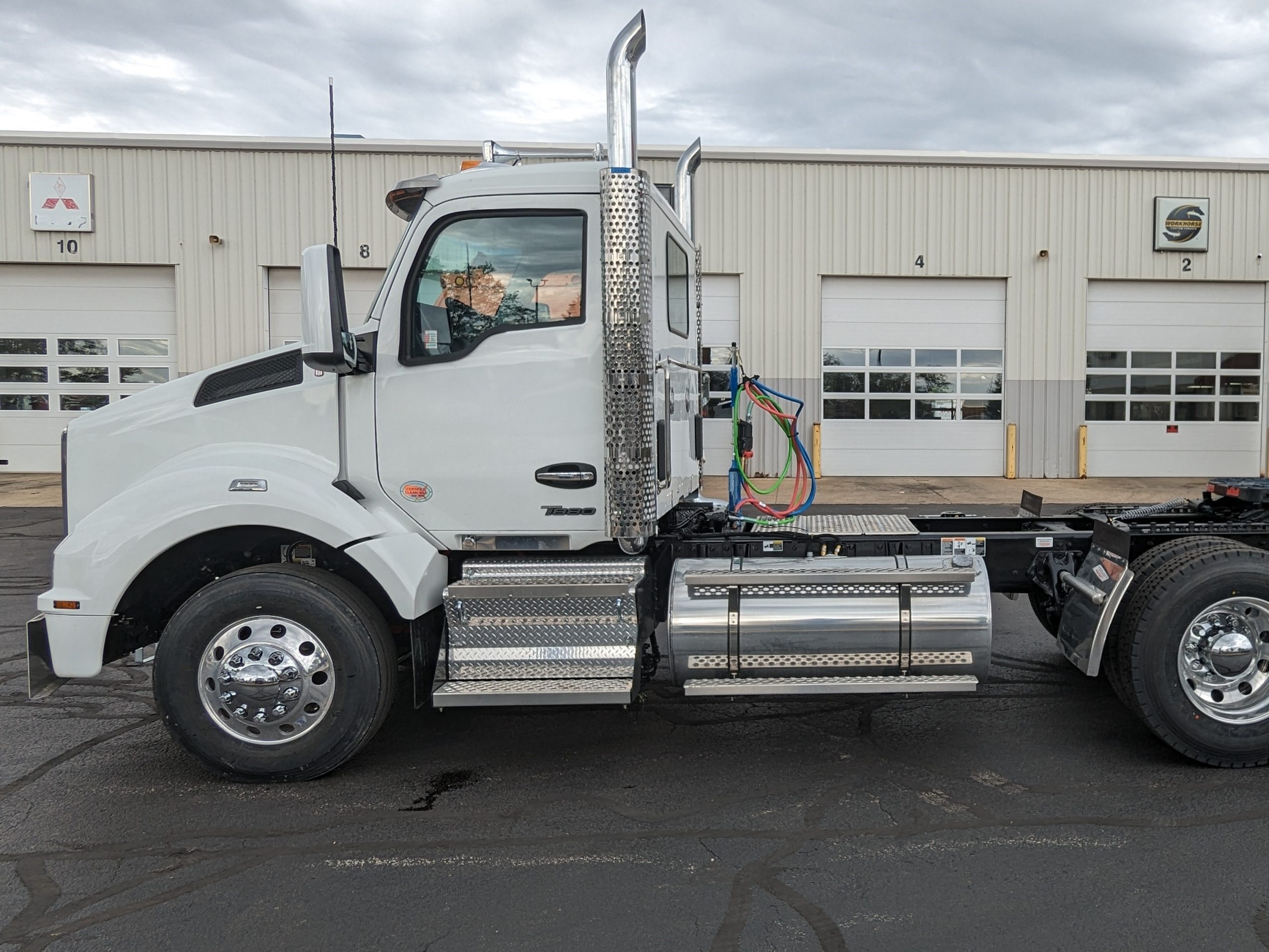 2025 KENWORTH T880 - image 6 of 6