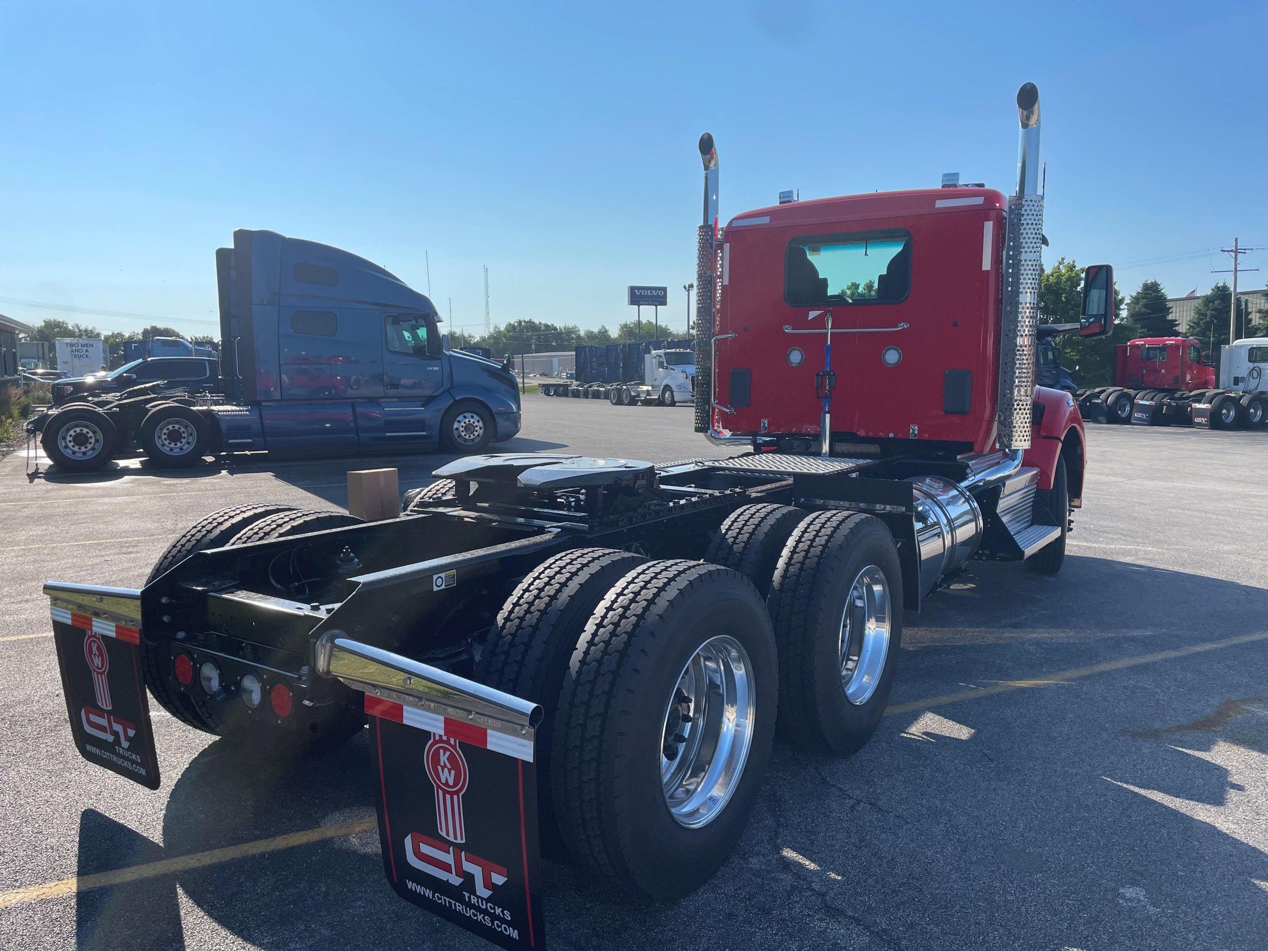 2025 KENWORTH T880 - image 5 of 6