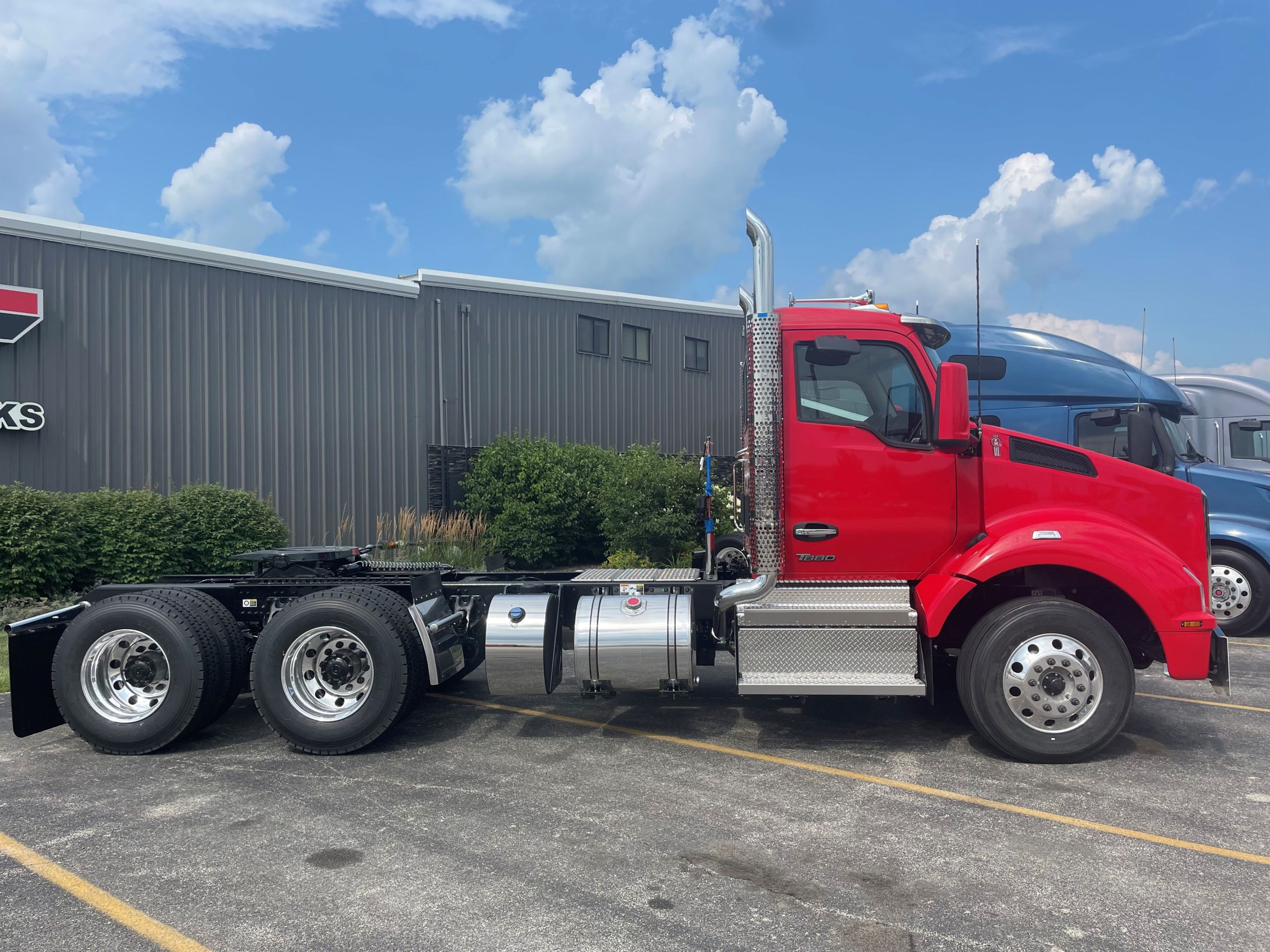 2025 KENWORTH T880 - image 6 of 6