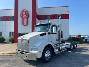 2025 Kenworth T880 Day Cab - CIT Trucks