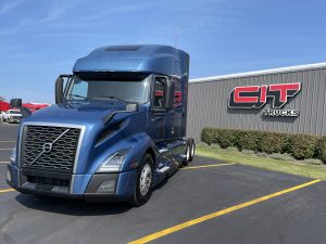 2018 Volvo VNL760 Truck w/ Sleeper - CIT Trucks