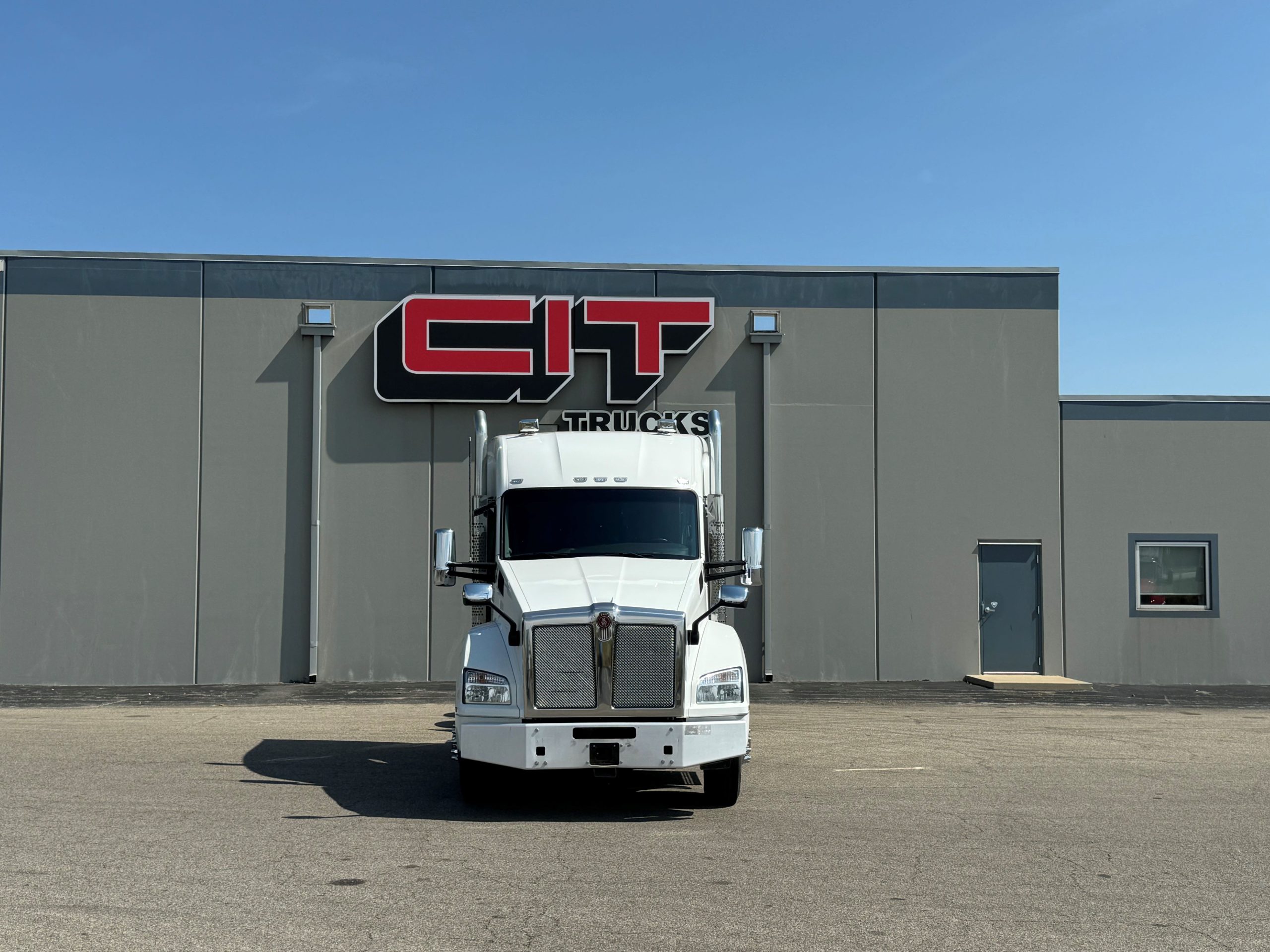 2021 KENWORTH T880 - image 3 of 6