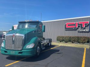 2018 Kenworth T680 Day Cab - CIT Trucks