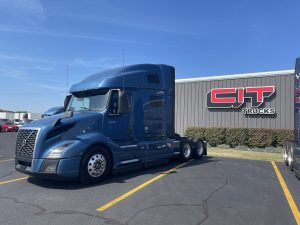 2019 Volvo VNL760 Sleeper CIT Trucks