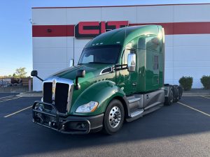 2022 Kenworth Sleeper CIT Trucks