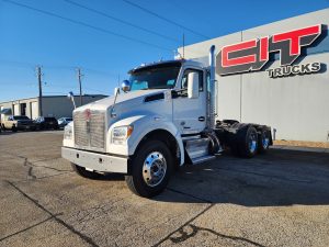 2020 Kenworth Day Cab CIT Trucks