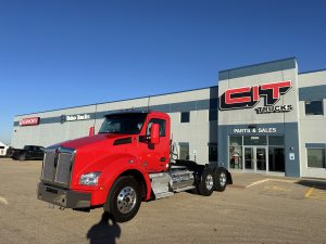 2024 Kenworth T880 - Day Cab