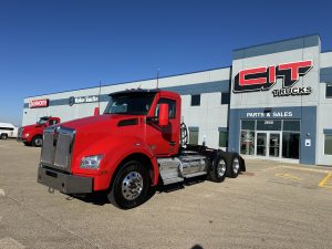 2024 Kenworth T880 - Day Cab