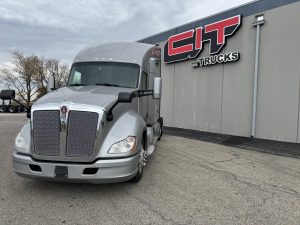 2020 Kenworth Sleeper