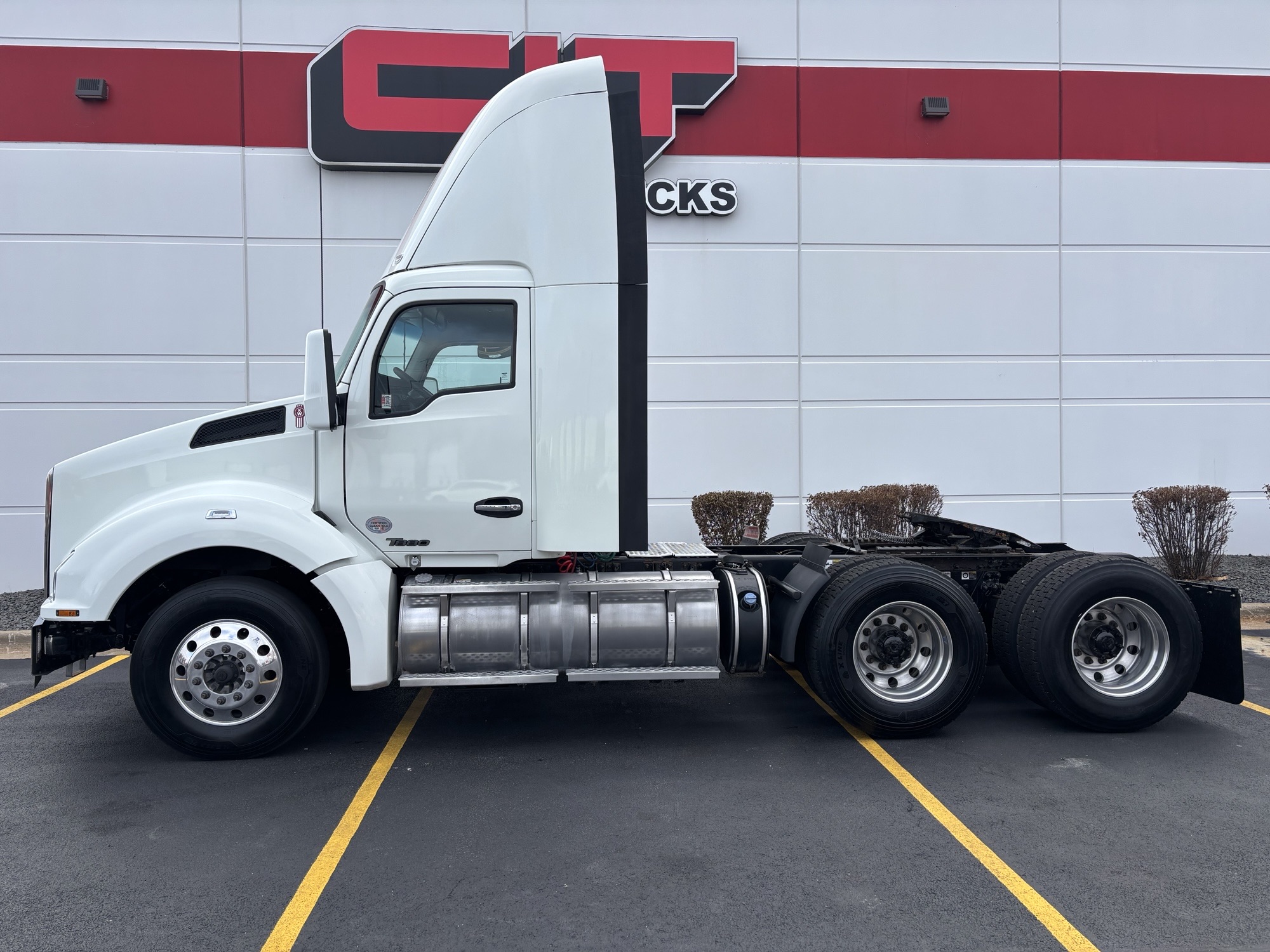 2019 KENWORTH T880 - image 5 of 6