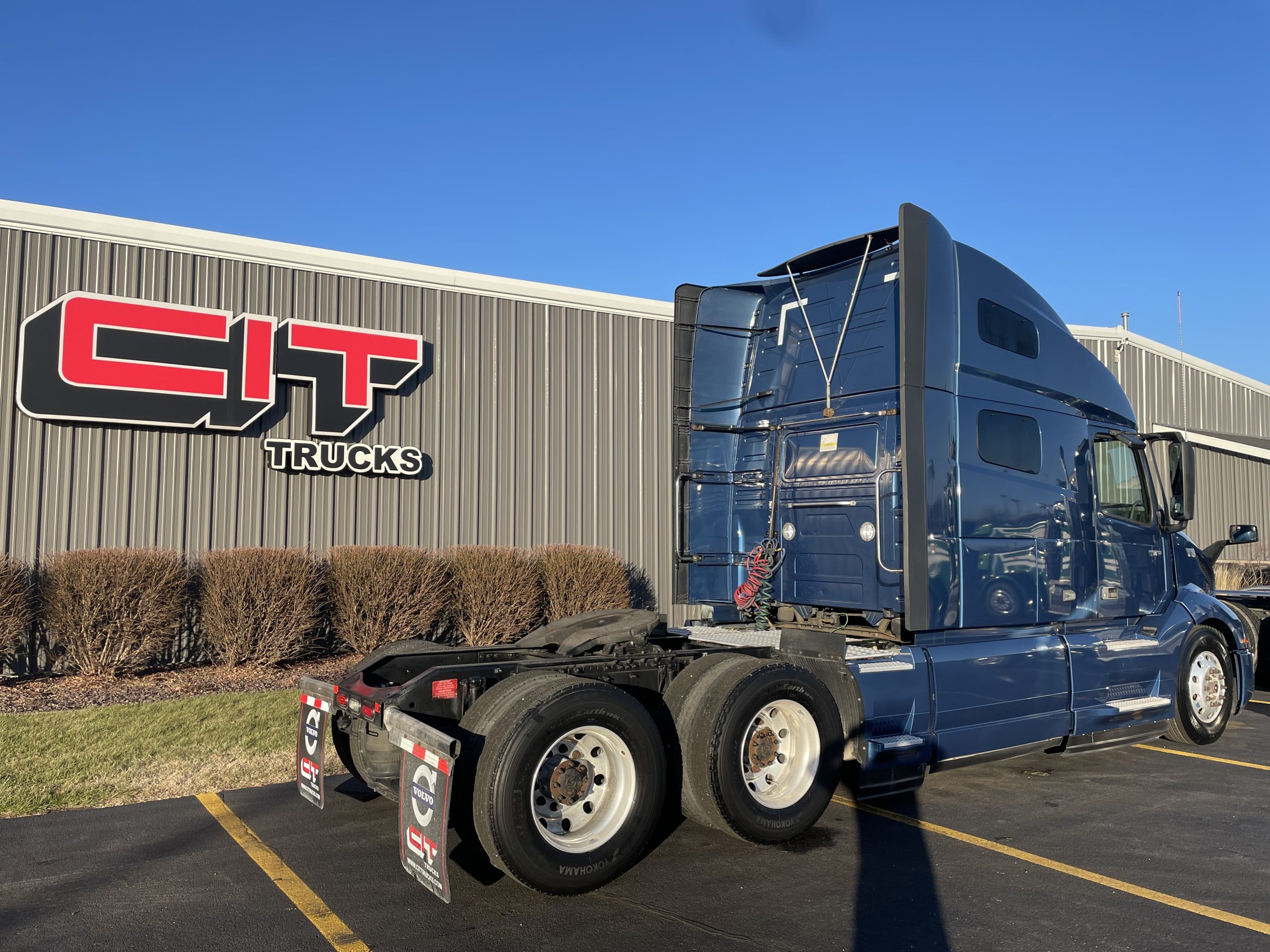 2019 VOLVO VNL760 - image 5 of 6