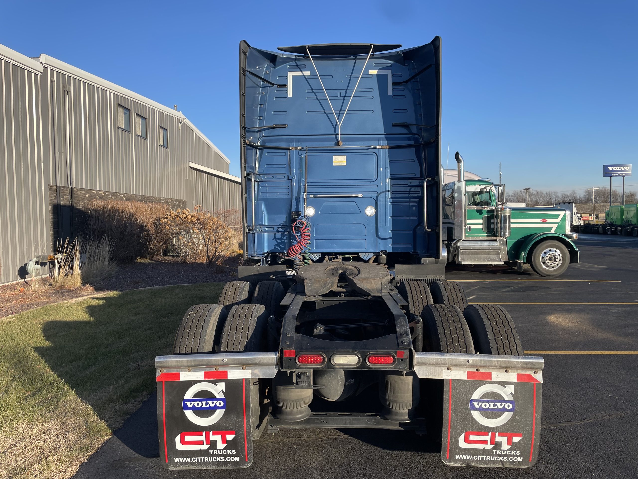 2019 VOLVO VNL760 - image 6 of 6