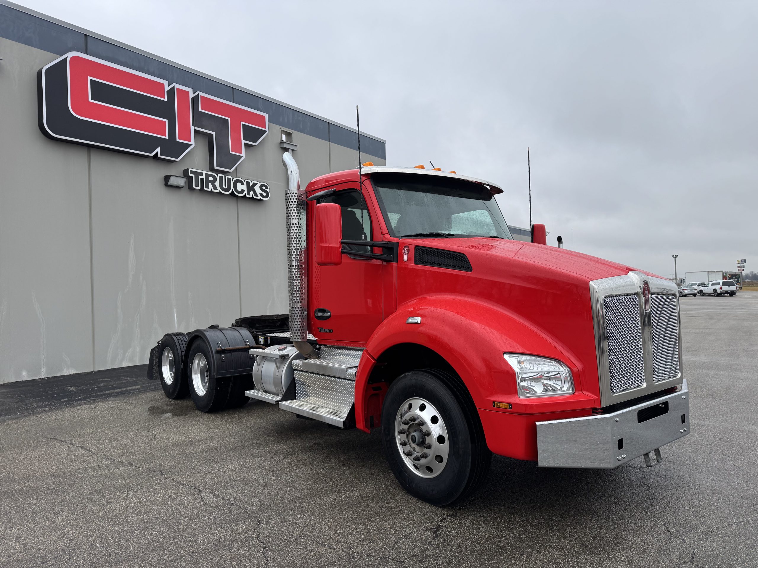 2023 KENWORTH T880 - image 3 of 6