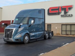 2025 Volvo VNL860 w/Sleeper - CIT Trucks