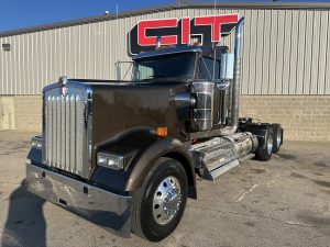 New 2025 Kenworth W900L Day Cab - CIT Trucks